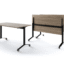 Space-Saving Folding Meeting Table | Durable Rebatível Desk for Training Rooms and Dynamic Corporate Use.